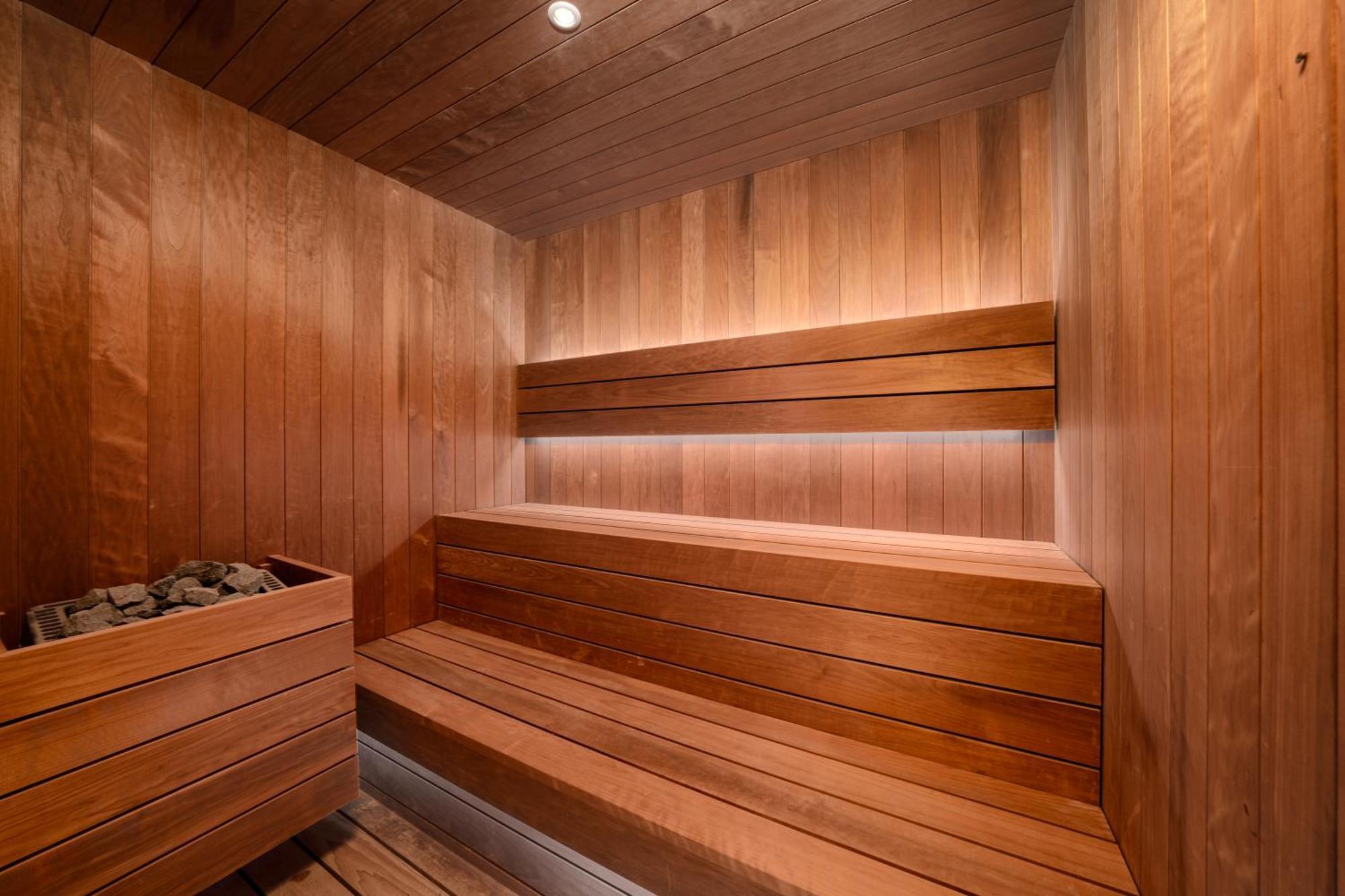 Five Luxe Hotel ดูไบ ภายนอก รูปภาพ A modern Finnish sauna
