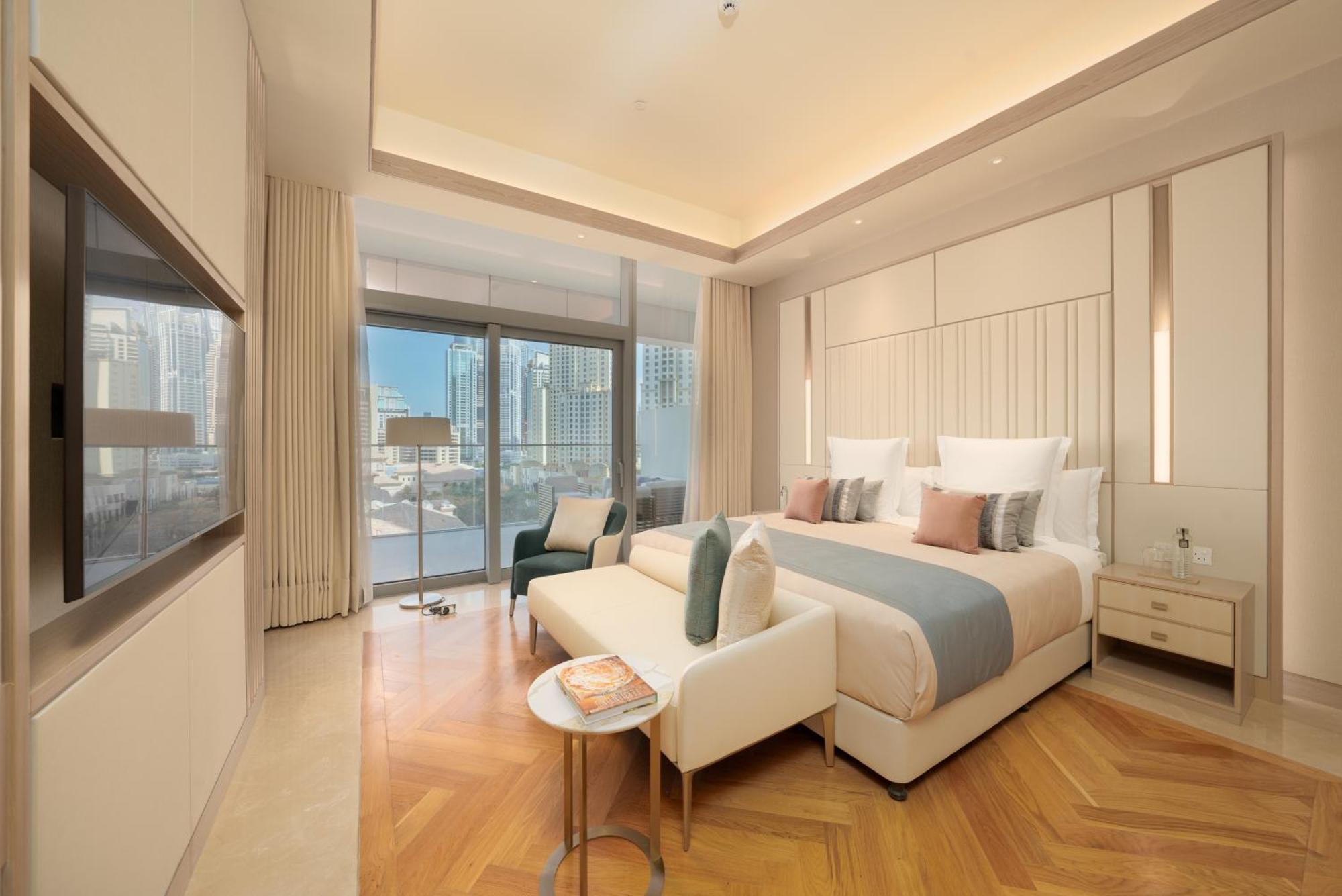Five Luxe Hotel ดูไบ ภายนอก รูปภาพ Deluxe Suite